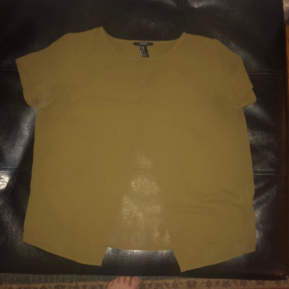 2 open back sheer blouses - Picture 2 of 7